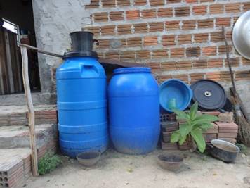Macintosh HD:Users:marcelacentelhas:Desktop:DOUTORADO:CAMPO Abril-Maio 2018:Fotos Mundo Novo 2018:P5110184.JPG
